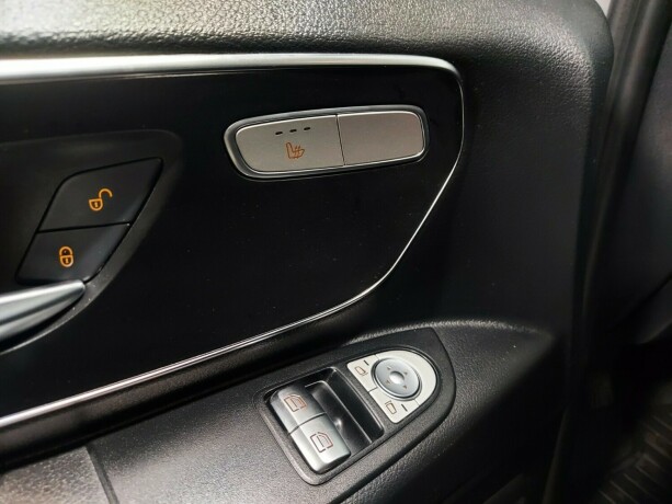 mercedes-benz-vito-diesel-2022-big-24