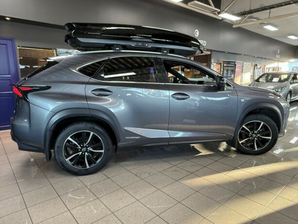 lexus-nx-300h-bensin-2015-big-8