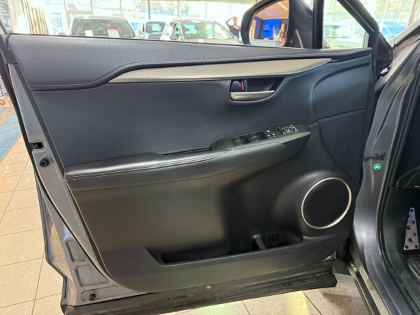 lexus-nx-300h-bensin-2015-big-11