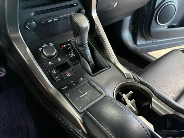 lexus-nx-300h-bensin-2015-big-24