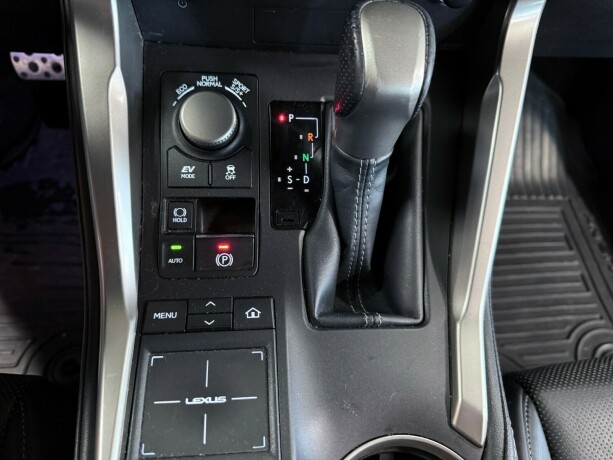 lexus-nx-300h-bensin-2015-big-25