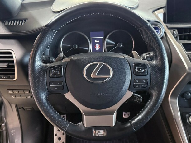 lexus-nx-300h-bensin-2015-big-15