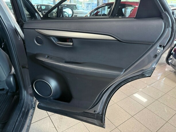 lexus-nx-300h-bensin-2015-big-37