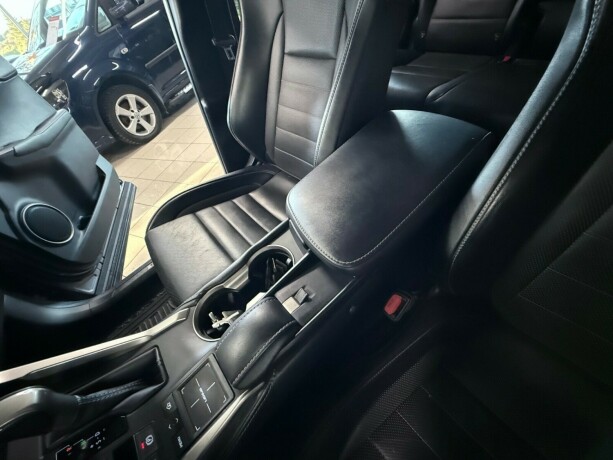 lexus-nx-300h-bensin-2015-big-22