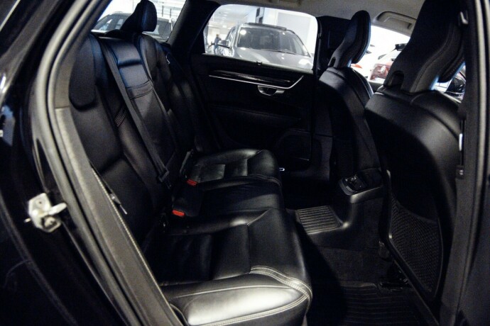 volvo-v90-elektrisitetbensin-2019-big-10