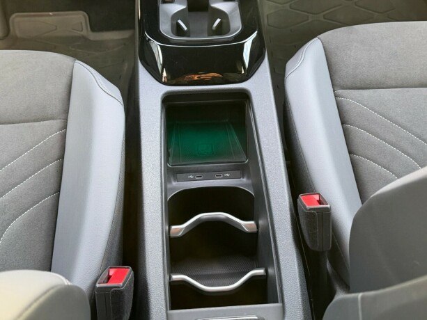 volkswagen-id4-elektrisitet-2023-big-15