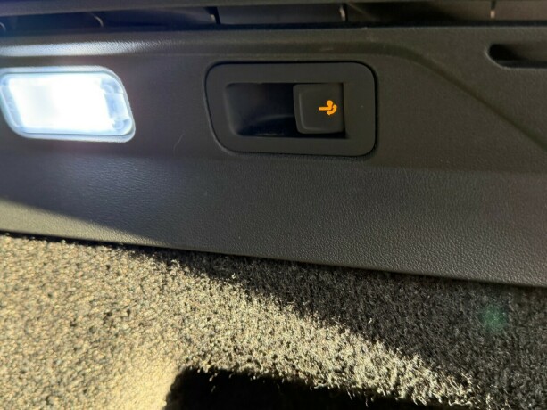 volkswagen-id4-elektrisitet-2023-big-20