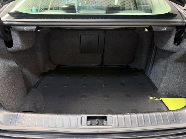 saab-9-3-bensin-2008-big-20