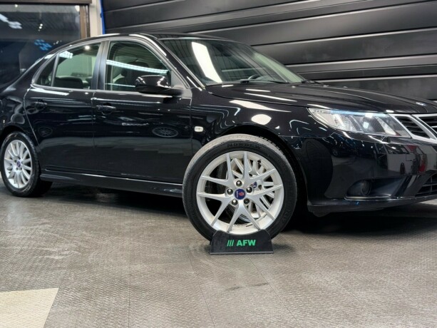 saab-9-3-bensin-2008-big-27