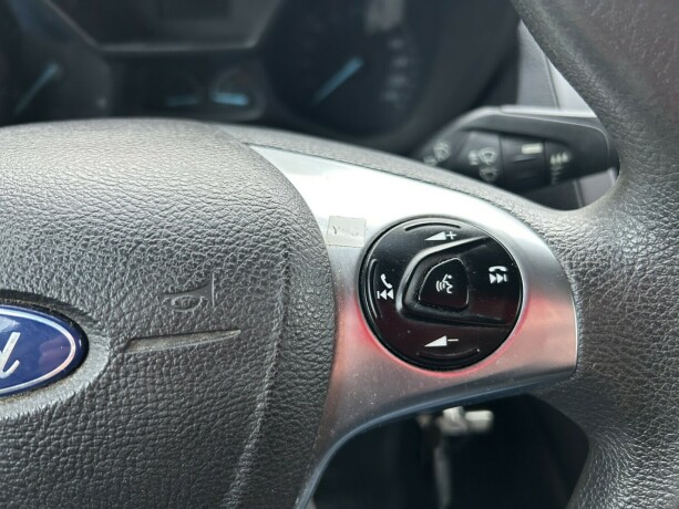 ford-transit-connect-diesel-2017-big-17