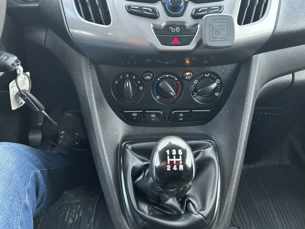 ford-transit-connect-diesel-2017-big-23