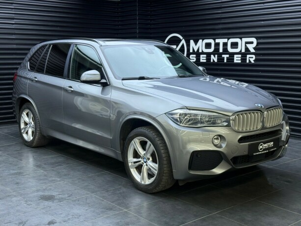 bmw-x5-elektrisitetbensin-2018-big-0