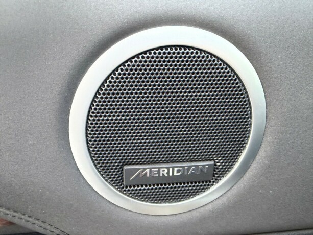 land-rover-discovery-diesel-2017-big-14