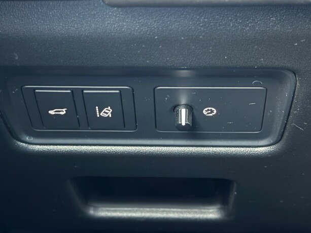 land-rover-discovery-diesel-2017-big-17