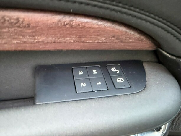 land-rover-discovery-diesel-2017-big-13