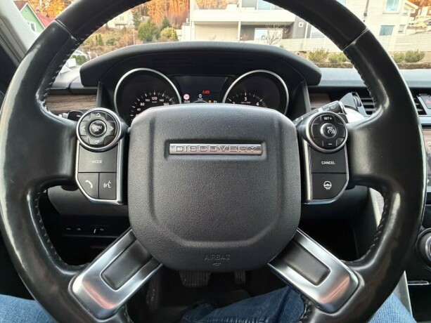 land-rover-discovery-diesel-2017-big-9