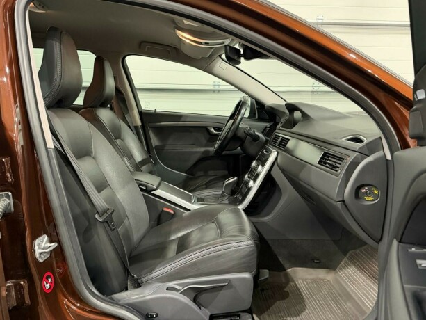 volvo-xc-70-diesel-2016-big-9