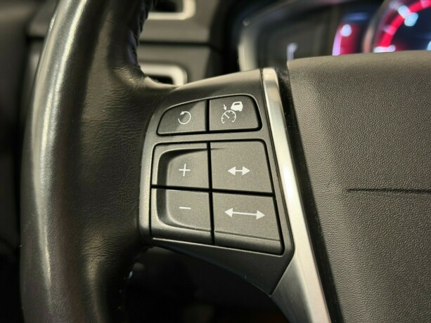 volvo-xc-70-diesel-2016-big-17