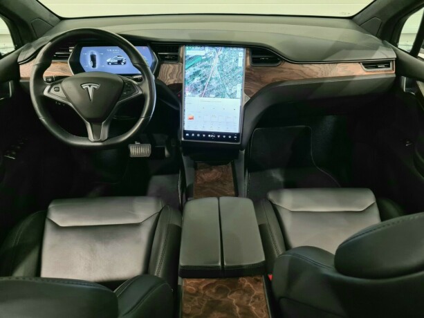 tesla-model-x-elektrisitet-2019-big-15