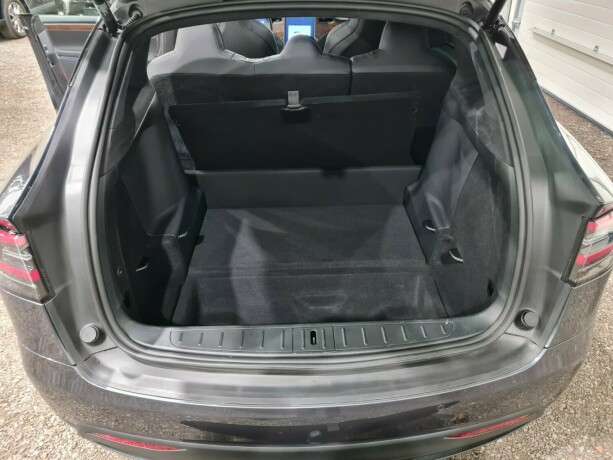 tesla-model-x-elektrisitet-2019-big-13