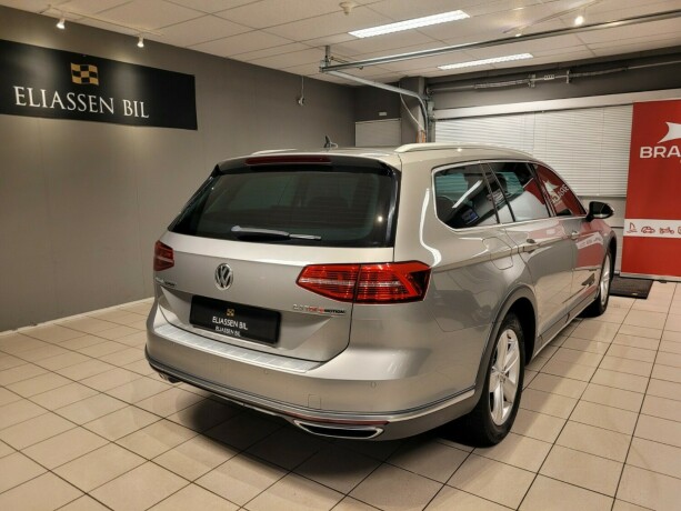 volkswagen-passat-alltrack-diesel-2017-big-5