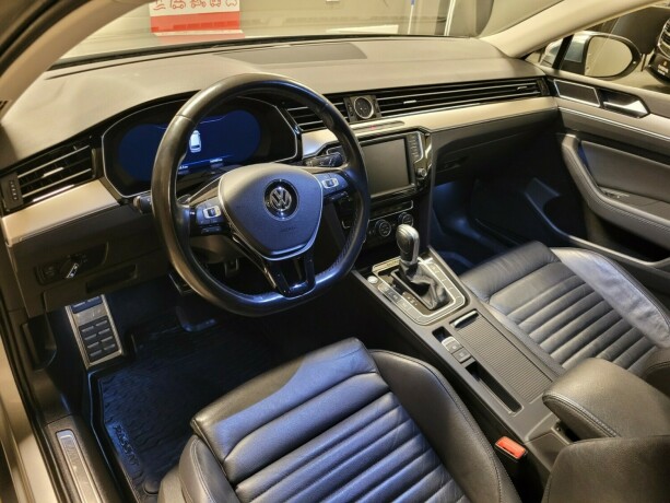 volkswagen-passat-alltrack-diesel-2017-big-25