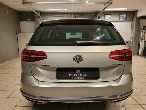 volkswagen-passat-alltrack-diesel-2017-big-6