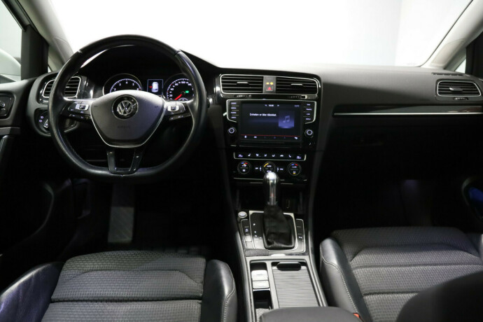 volkswagen-golf-bensin-2013-big-8