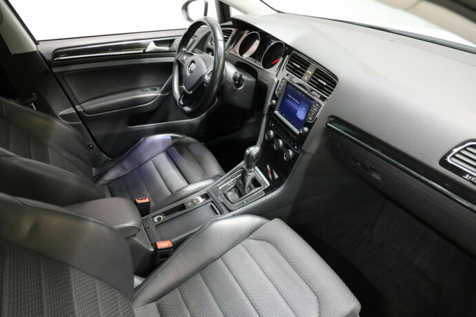 volkswagen-golf-bensin-2013-big-9