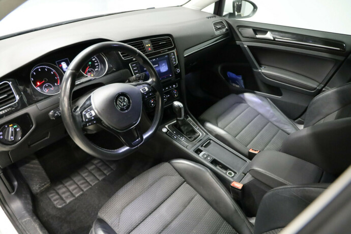 volkswagen-golf-bensin-2013-big-7