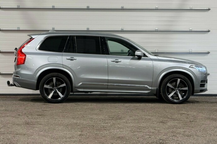 volvo-xc-90-elektrisitetbensin-2018-big-1