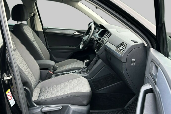 volkswagen-tiguan-diesel-2023-big-11