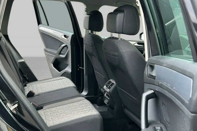 volkswagen-tiguan-diesel-2023-big-17