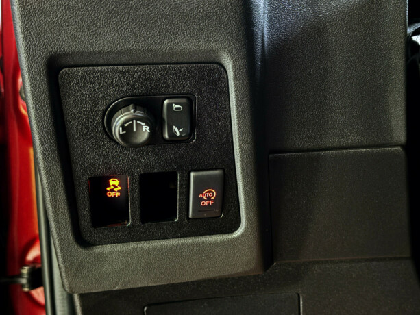 nissan-qashqai-2-bensin-2013-big-14