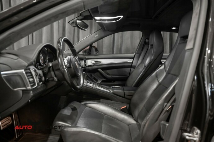 porsche-panamera-bensin-2010-big-33