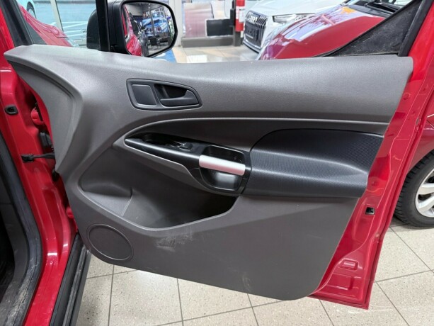 ford-transit-connect-diesel-2020-big-18