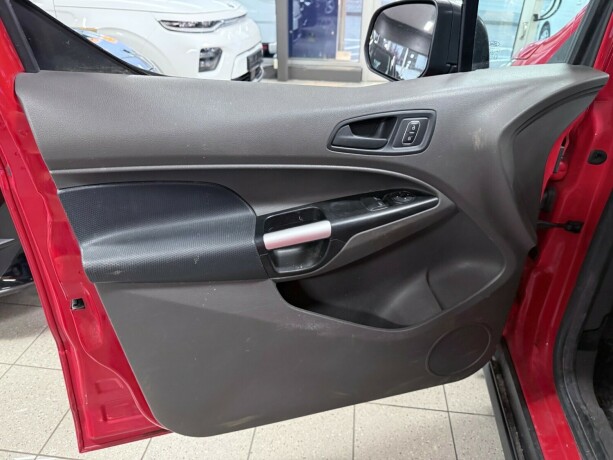 ford-transit-connect-diesel-2020-big-9