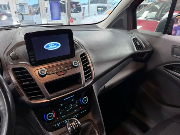 ford-transit-connect-diesel-2020-big-17