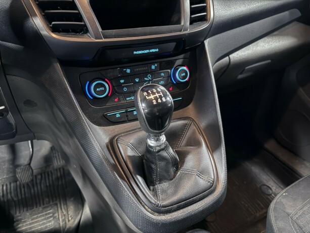 ford-transit-connect-diesel-2020-big-13