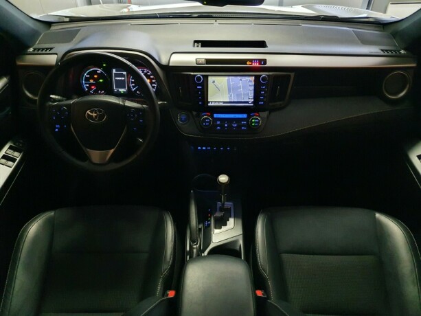toyota-rav4-elektrisitetbensin-2016-big-26
