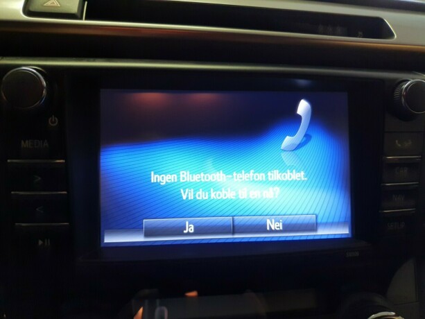 toyota-rav4-elektrisitetbensin-2016-big-24