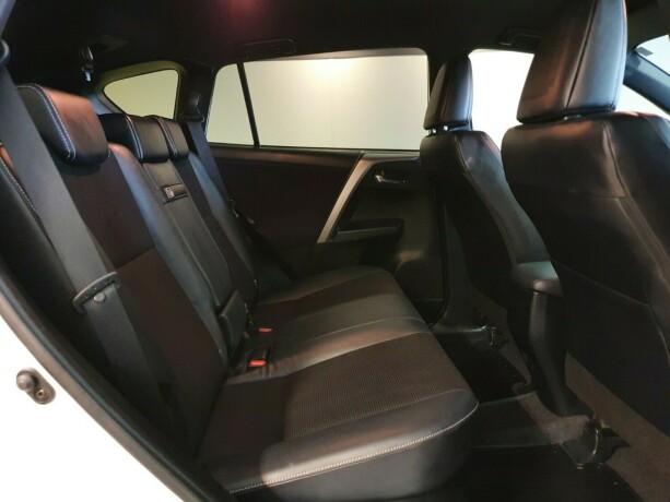 toyota-rav4-elektrisitetbensin-2016-big-13