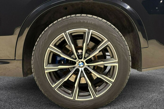 bmw-x5-elektrisitetbensin-2020-big-20