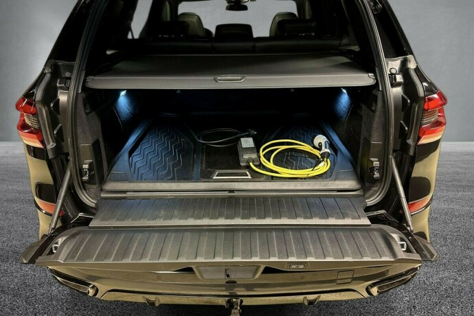 bmw-x5-elektrisitetbensin-2020-big-18