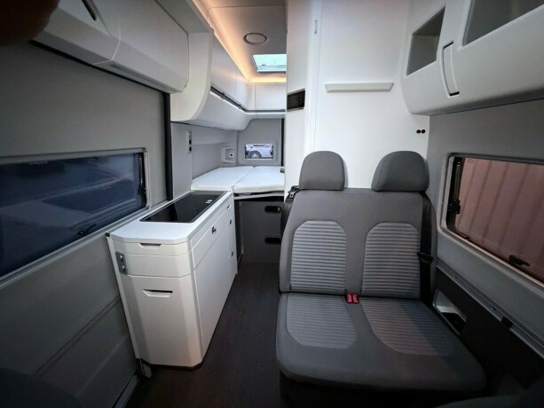 volkswagen-crafter-diesel-2020-big-23