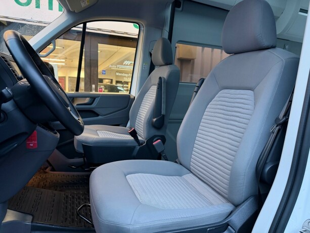 volkswagen-crafter-diesel-2020-big-12