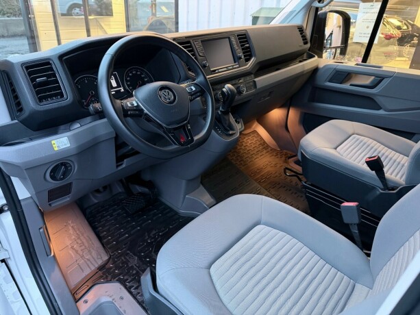 volkswagen-crafter-diesel-2020-big-11