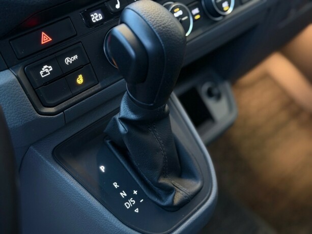 volkswagen-crafter-diesel-2020-big-31