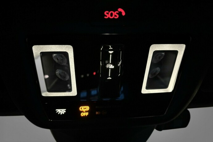 volkswagen-id4-gtx-elektrisitet-2022-big-40