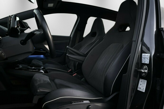 volkswagen-id4-gtx-elektrisitet-2022-big-17